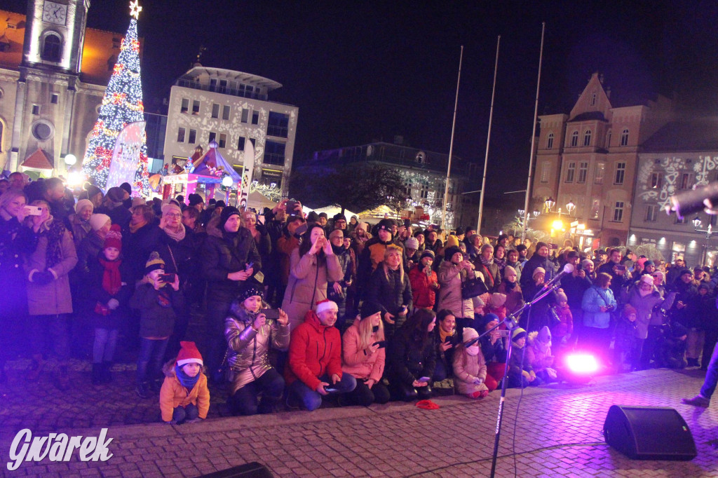 Tarnowskie Góry. Tłumy na jarmarku bożonarodzeniowym [FOTO]