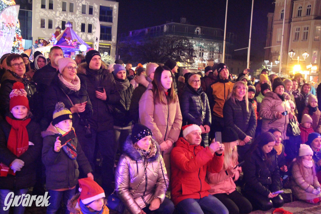 Tarnowskie Góry. Tłumy na jarmarku bożonarodzeniowym [FOTO]