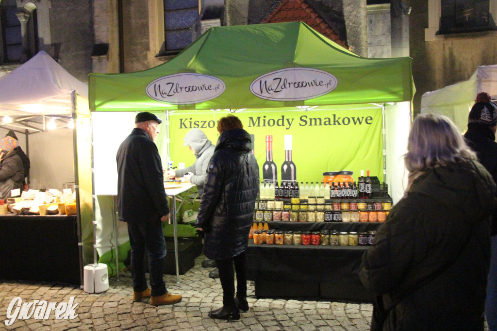 Tarnowskie Góry. Tłumy na jarmarku bożonarodzeniowym [FOTO]