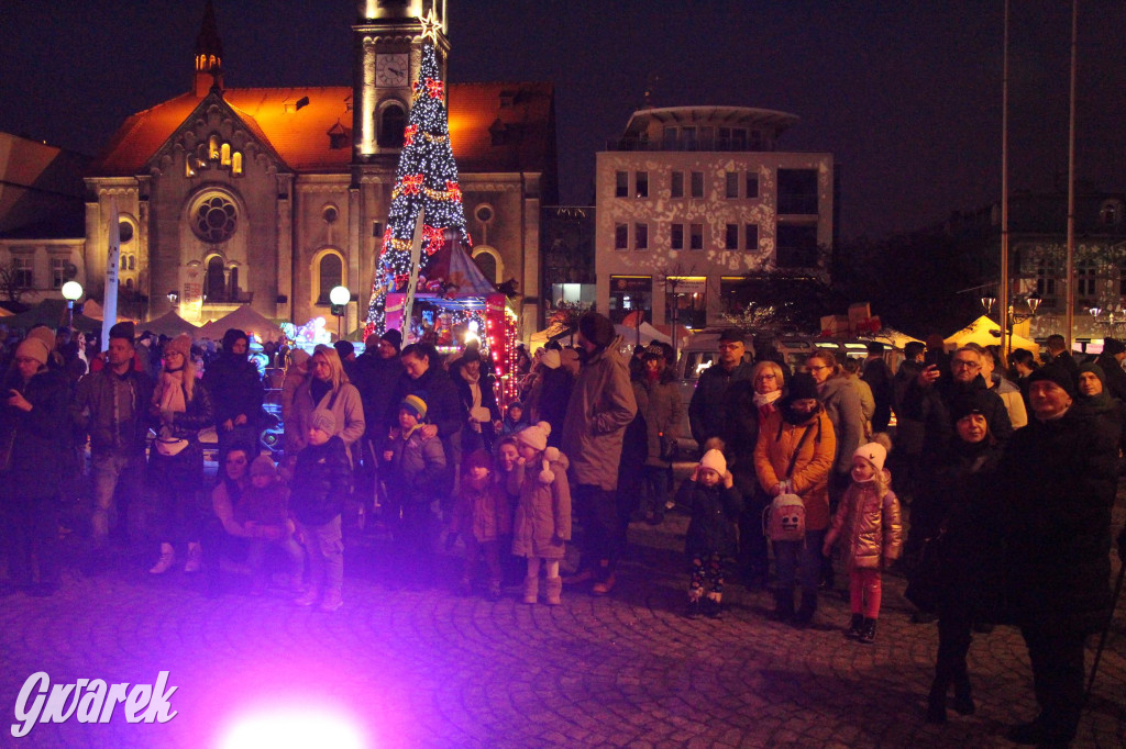 Tarnowskie Góry. Tłumy na jarmarku bożonarodzeniowym [FOTO]