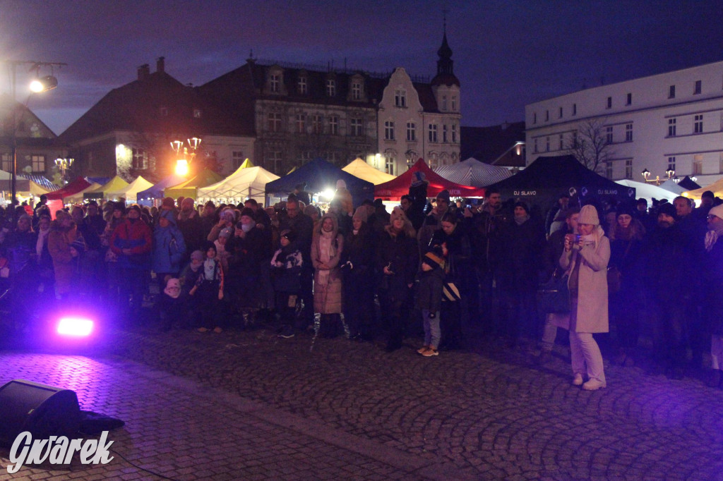 Tarnowskie Góry. Tłumy na jarmarku bożonarodzeniowym [FOTO]