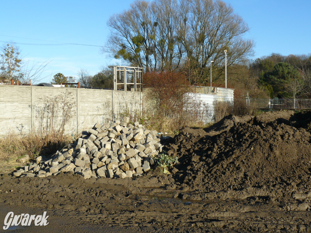 Tarnowskie Góry. Bałagan przy ul. Piestraka