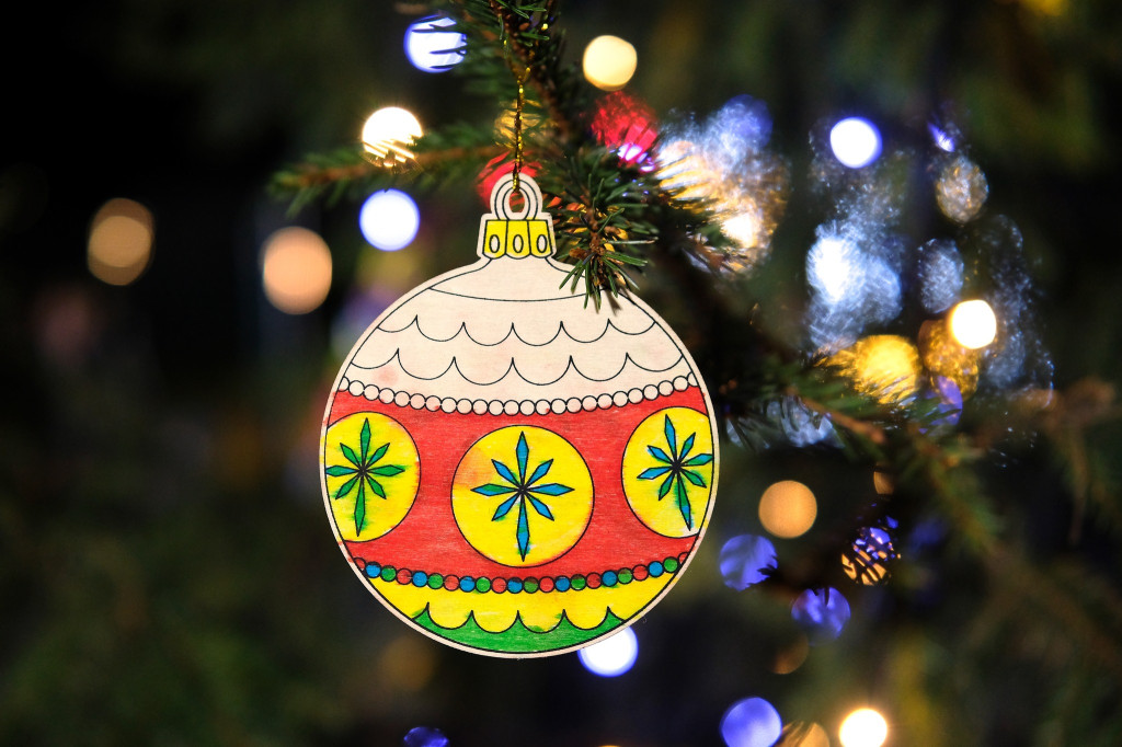 Sołtys zaprosił na strojenie choinki [FOTO]