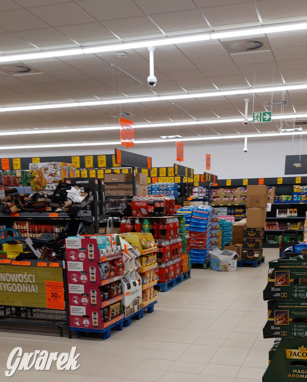 Radzionków. Przy Dino otwarto Biedronkę