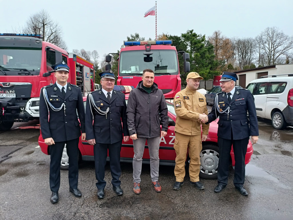 Tarnowskie Góry. Druhowie z OSP mają nowy quad i wóz