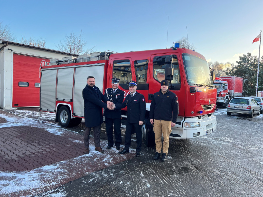 Tarnowskie Góry. Druhowie z OSP mają nowy quad i wóz