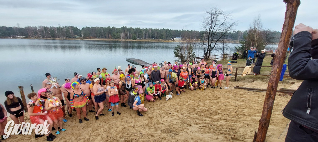 Sylwestrowie morsowanie. Do siego roku! [FOTO]