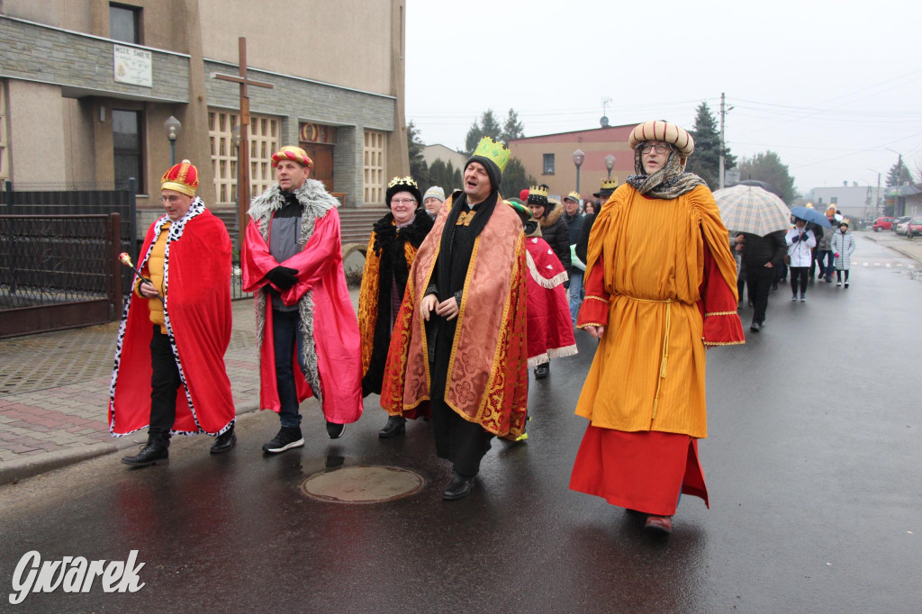 Orzech. Orszak Trzech Króli przeszedł przez miejscowość