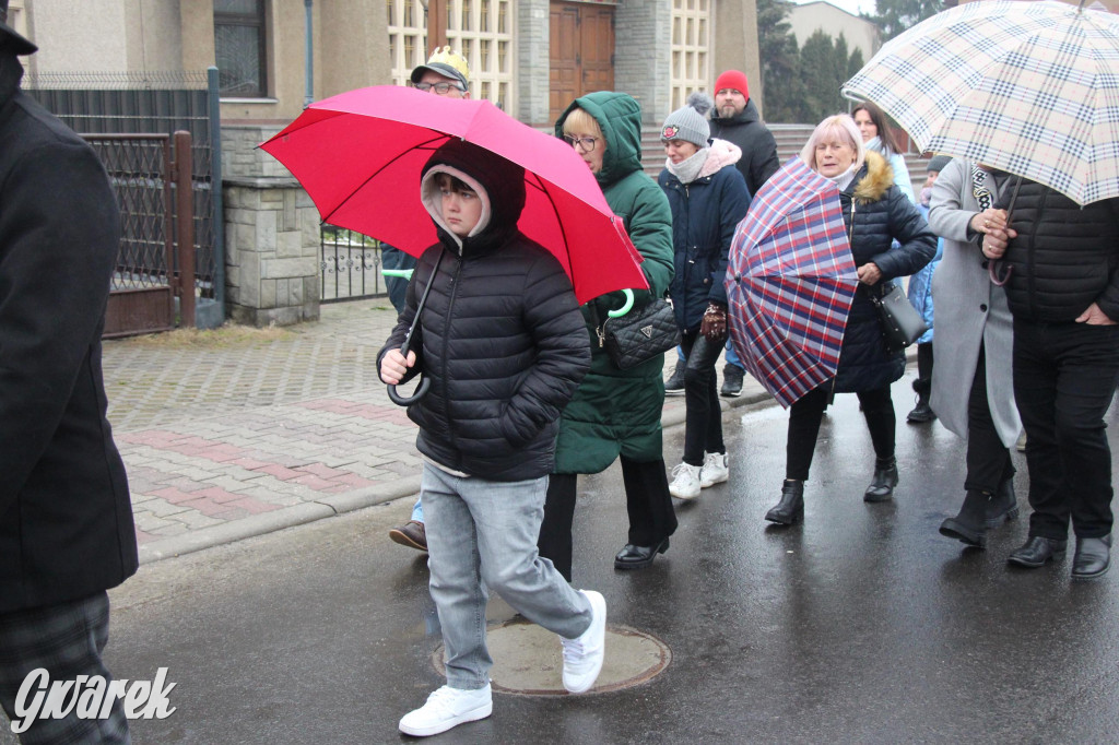 Orzech. Orszak Trzech Króli przeszedł przez miejscowość