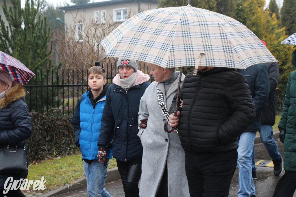 Orzech. Orszak Trzech Króli przeszedł przez miejscowość