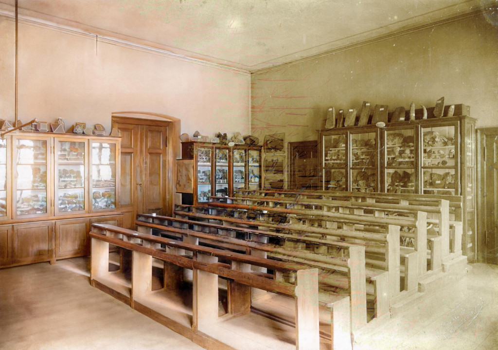 Budynek Staszica 125 lat temu