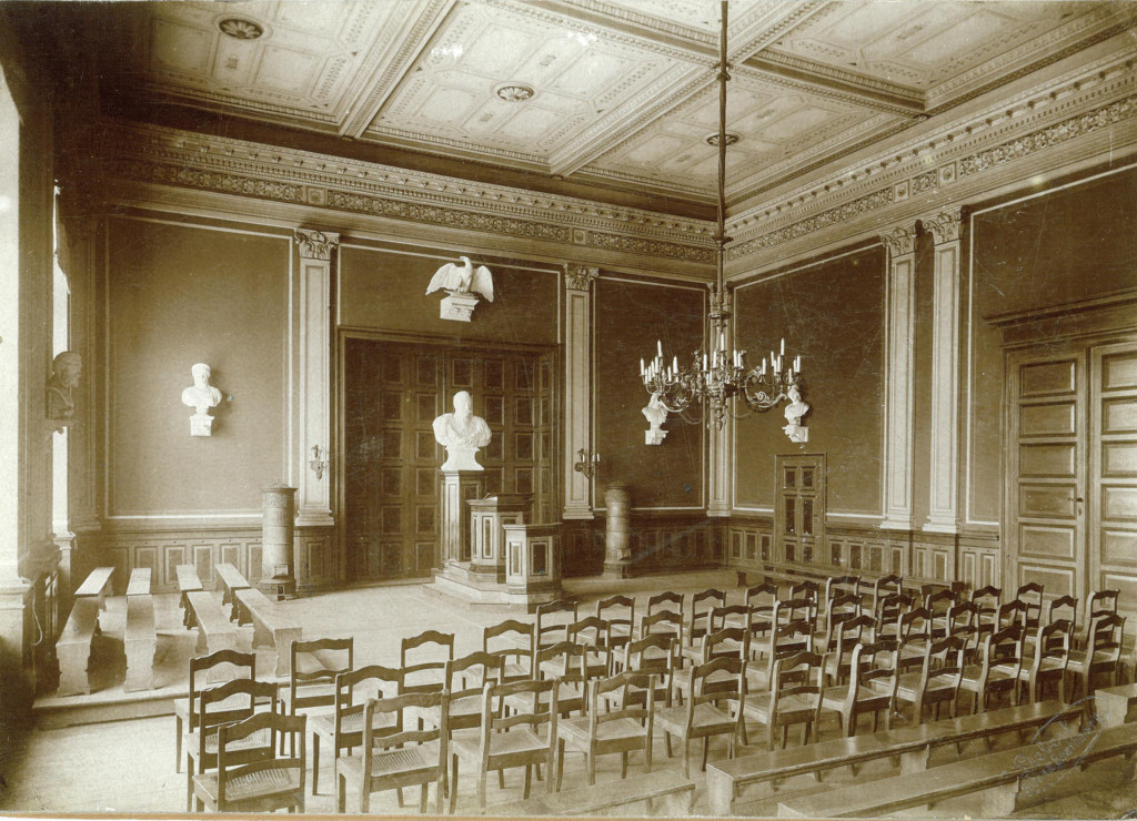 Budynek Staszica 125 lat temu