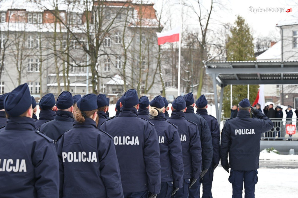 Ślubowanie nowych policjantów