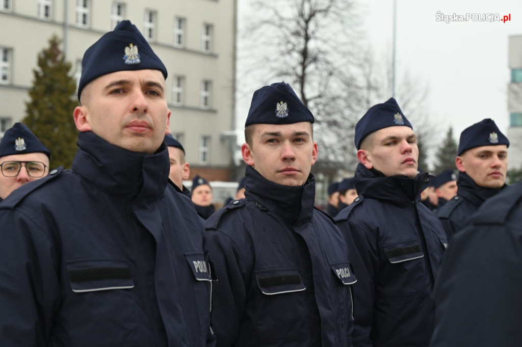 Ślubowanie nowych policjantów