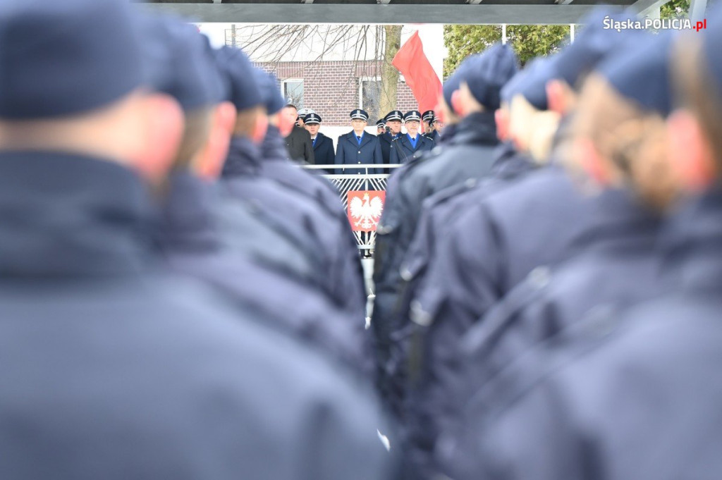 Ślubowanie nowych policjantów