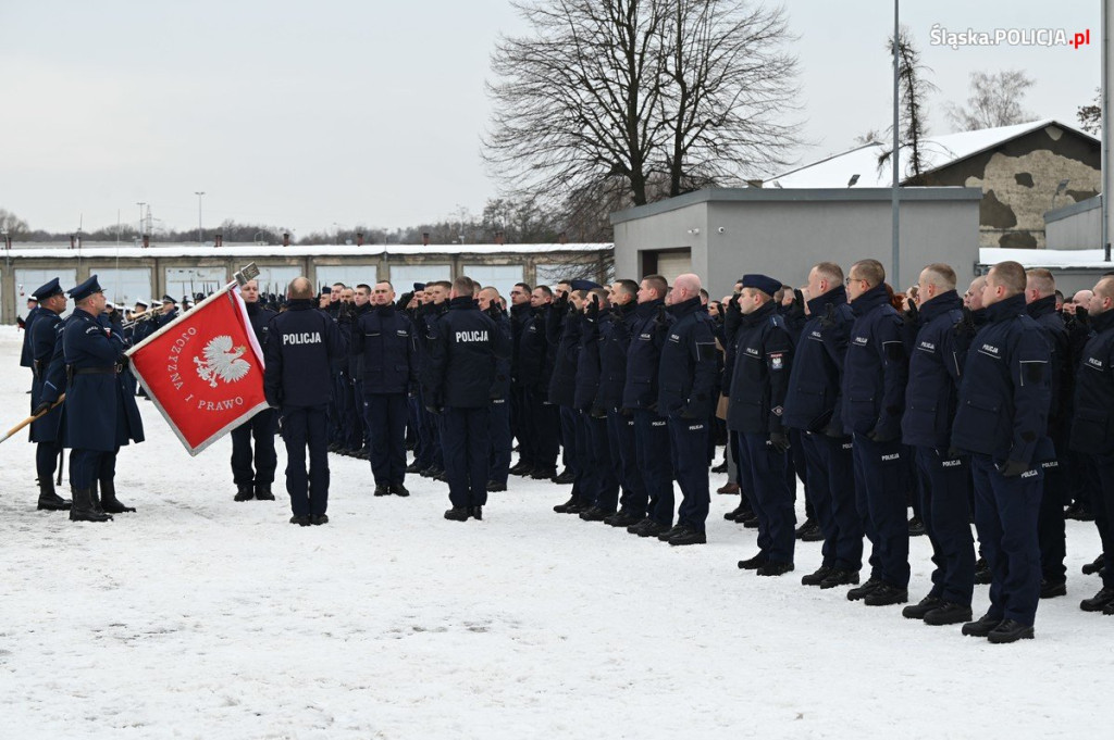 Ślubowanie nowych policjantów