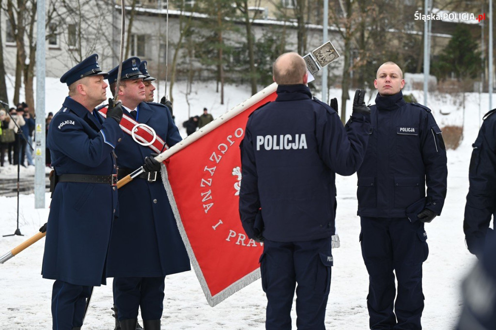 Ślubowanie nowych policjantów