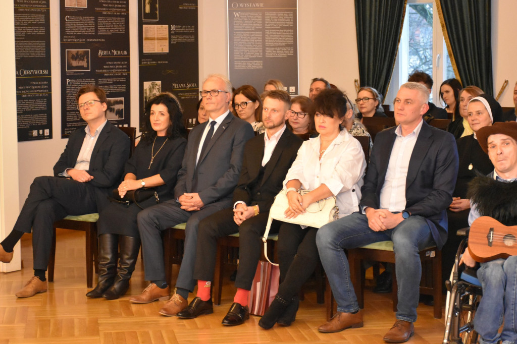 Pomagają innym. Wyróżniono ponad 30 osób [ZDJĘCIA]