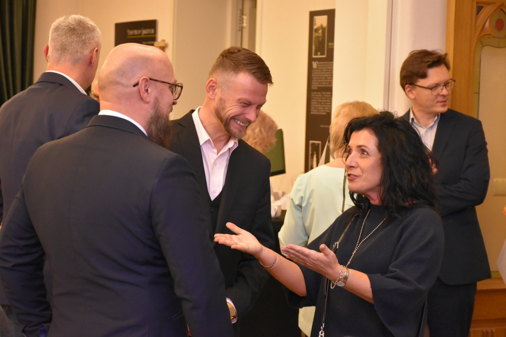 Pomagają innym. Wyróżniono ponad 30 osób [ZDJĘCIA]