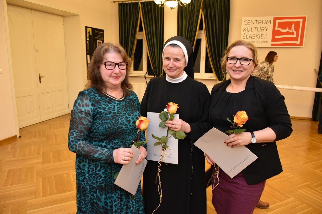 Pomagają innym. Wyróżniono ponad 30 osób [ZDJĘCIA]