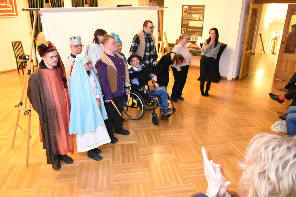 Pomagają innym. Wyróżniono ponad 30 osób [ZDJĘCIA]