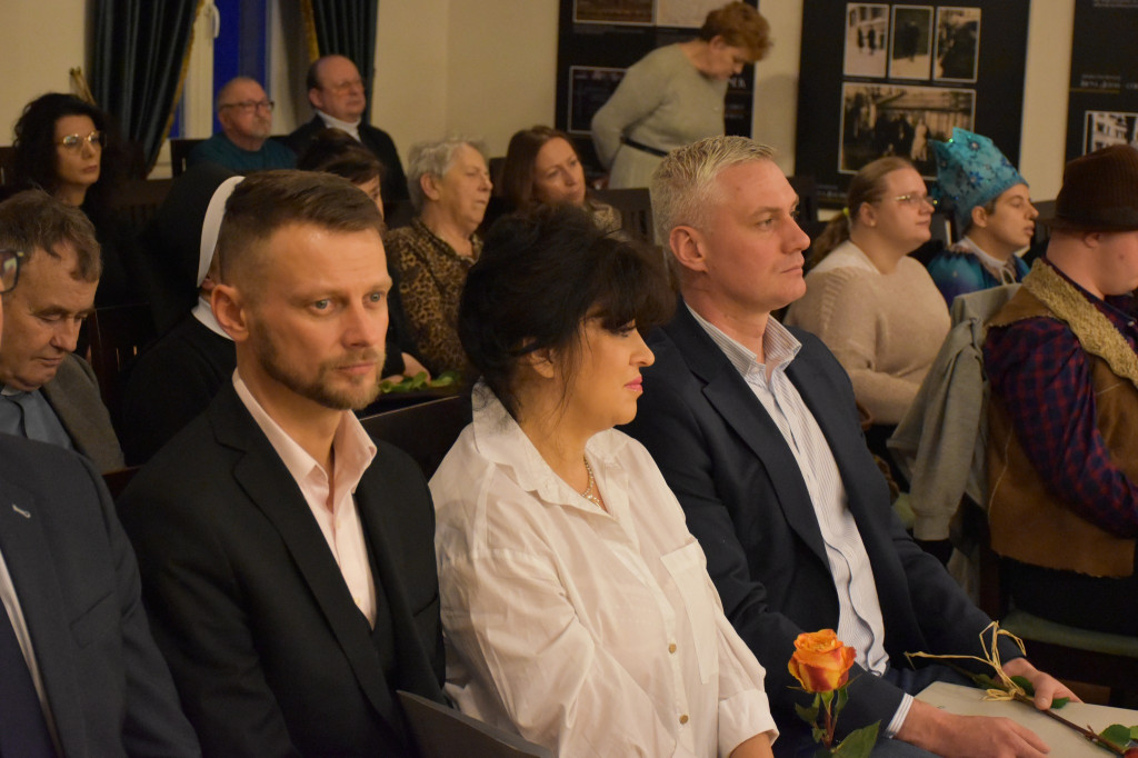 Pomagają innym. Wyróżniono ponad 30 osób [ZDJĘCIA]