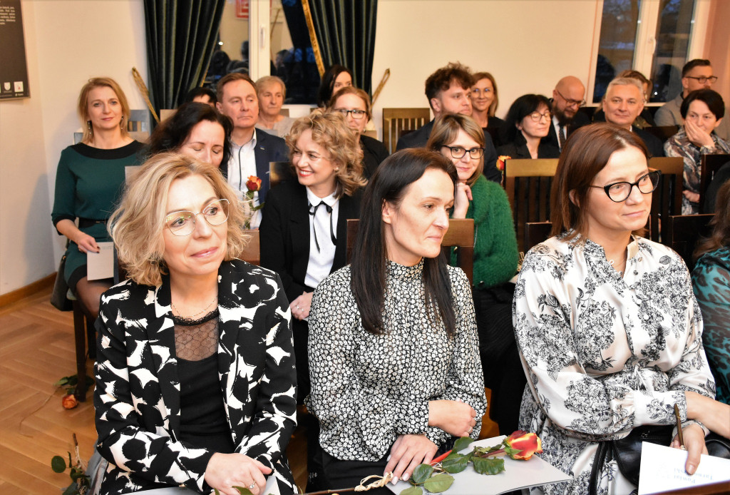 Pomagają innym. Wyróżniono ponad 30 osób [ZDJĘCIA]