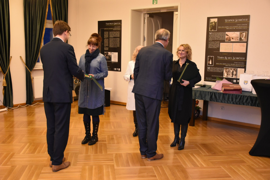 Pomagają innym. Wyróżniono ponad 30 osób [ZDJĘCIA]