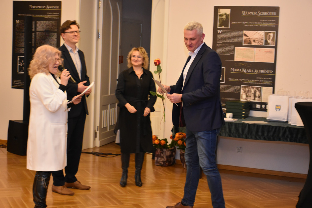 Pomagają innym. Wyróżniono ponad 30 osób [ZDJĘCIA]