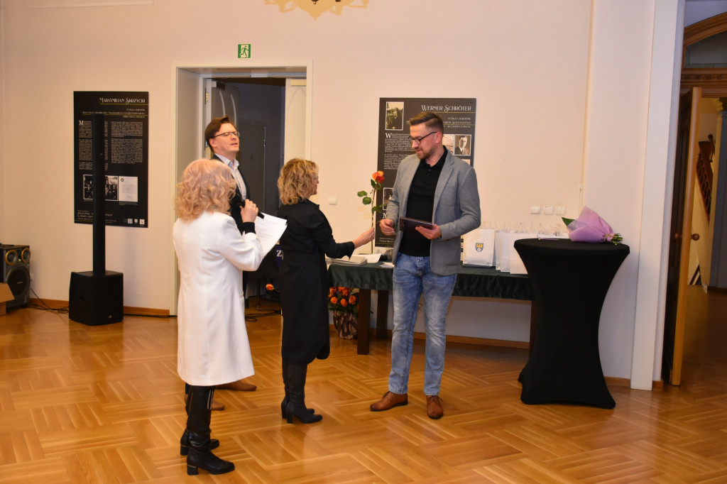 Pomagają innym. Wyróżniono ponad 30 osób [ZDJĘCIA]