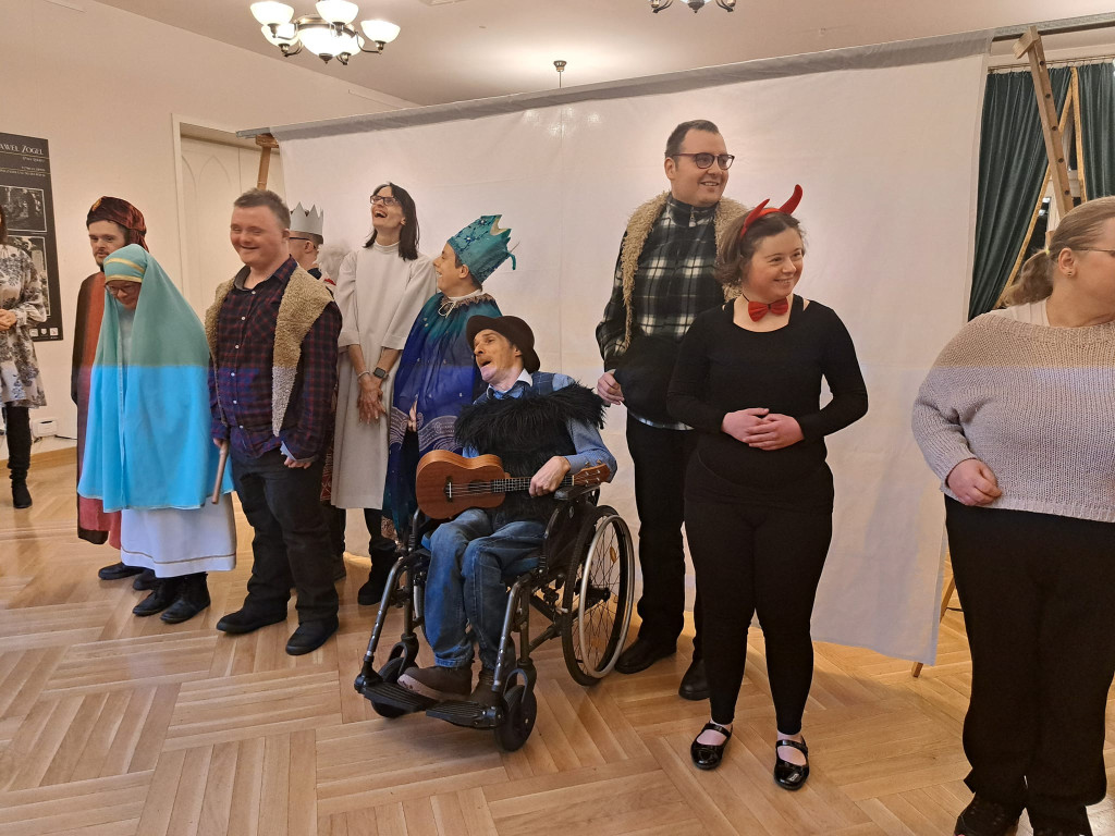 Pomagają innym. Wyróżniono ponad 30 osób [ZDJĘCIA]