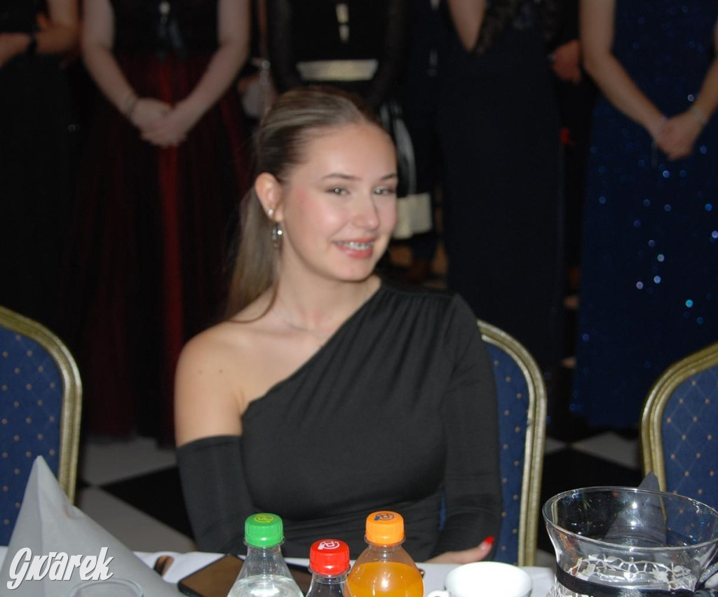 Tarnowskie Góry. Studniówka uczniów Plastyka [FOTO]