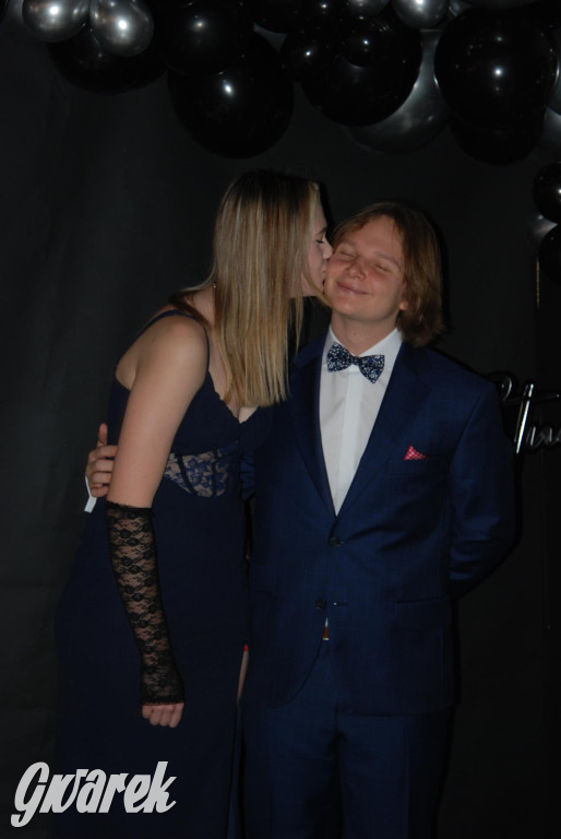 Tarnowskie Góry. Studniówka uczniów Plastyka [FOTO]