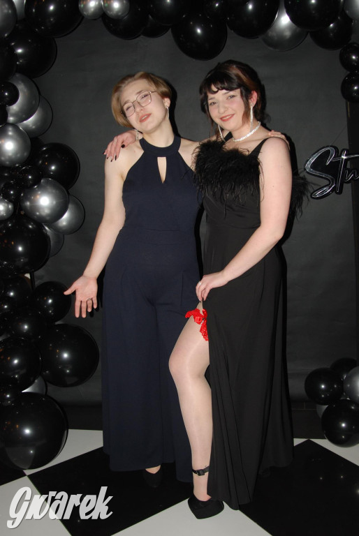 Tarnowskie Góry. Studniówka uczniów Plastyka [FOTO]