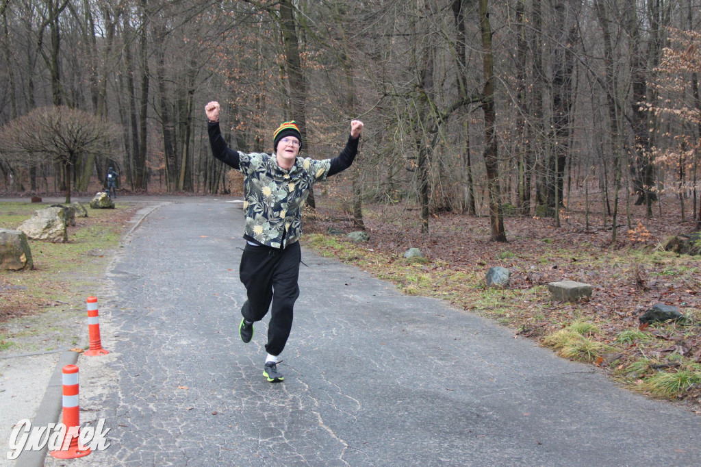 Dla WOŚP pobiegła Barbie, zakonnica i znana posłanka