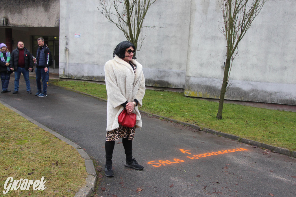 Dla WOŚP pobiegła Barbie, zakonnica i znana posłanka