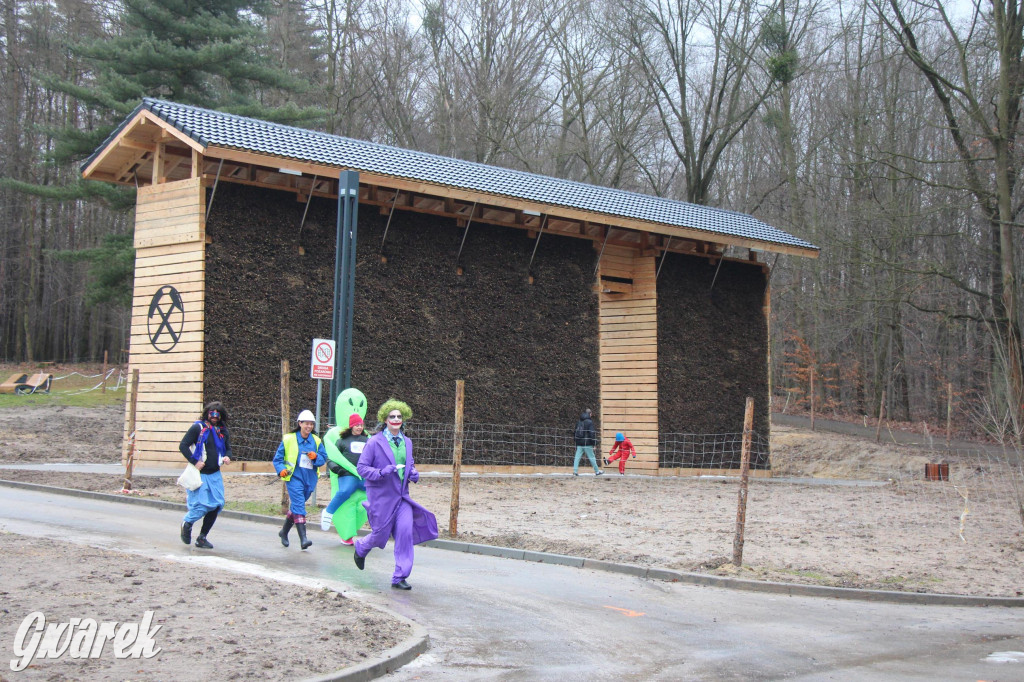 Dla WOŚP pobiegła Barbie, zakonnica i znana posłanka