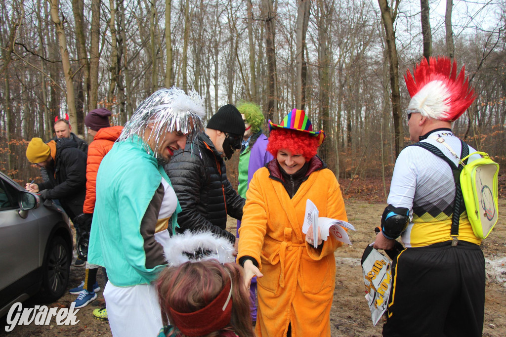 Dla WOŚP pobiegła Barbie, zakonnica i znana posłanka