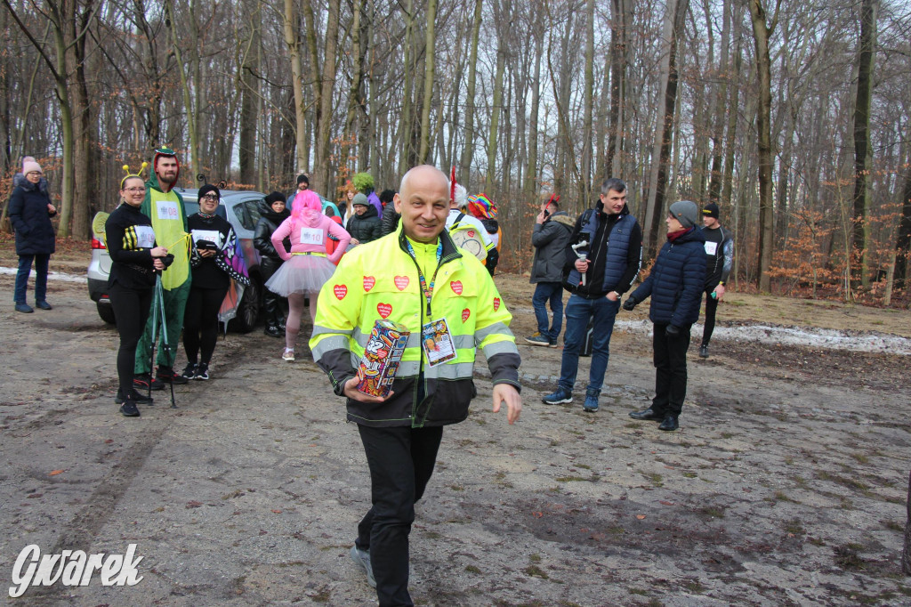 Dla WOŚP pobiegła Barbie, zakonnica i znana posłanka