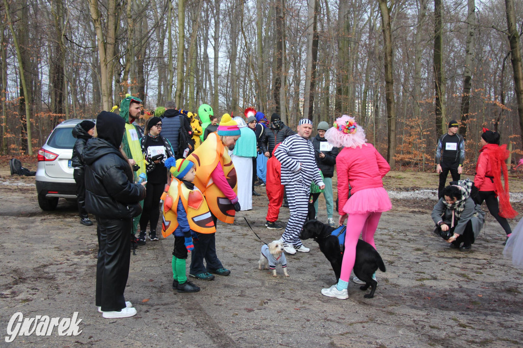 Dla WOŚP pobiegła Barbie, zakonnica i znana posłanka