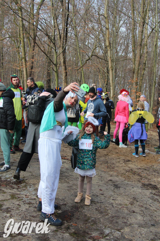 Dla WOŚP pobiegła Barbie, zakonnica i znana posłanka