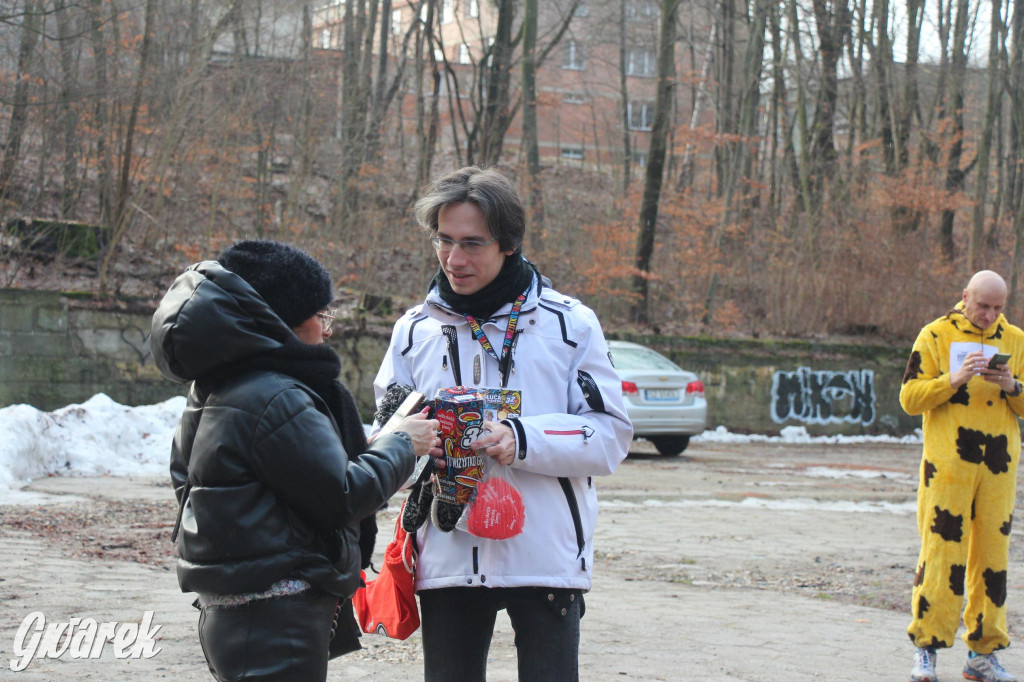 Dla WOŚP pobiegła Barbie, zakonnica i znana posłanka