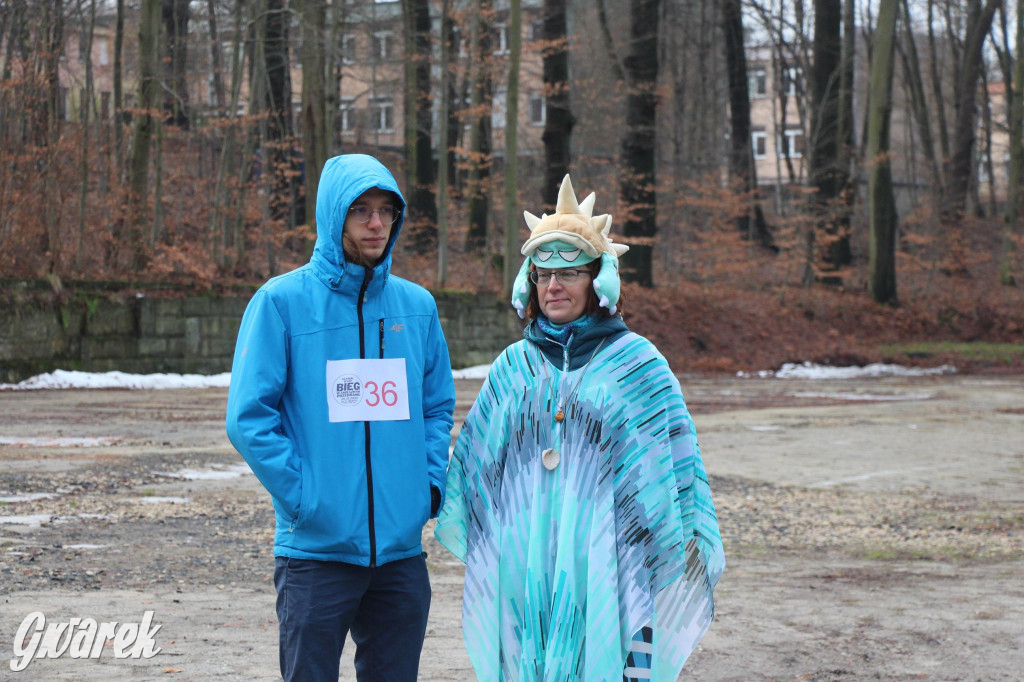 Dla WOŚP pobiegła Barbie, zakonnica i znana posłanka