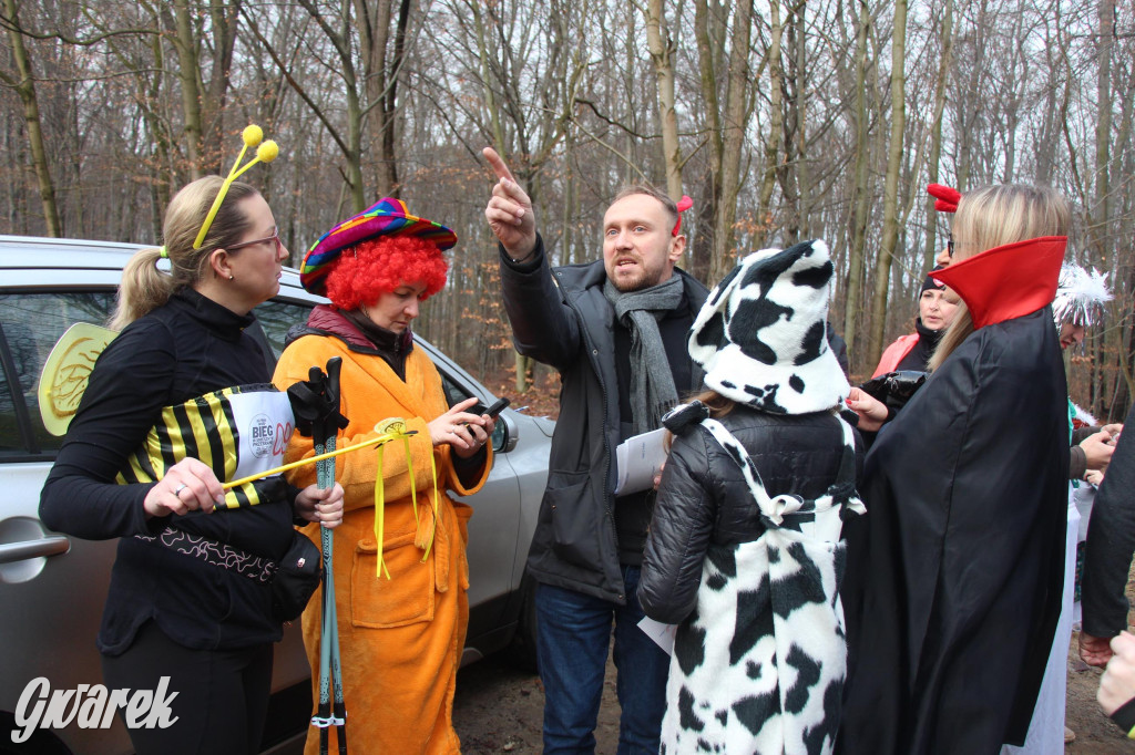 Dla WOŚP pobiegła Barbie, zakonnica i znana posłanka