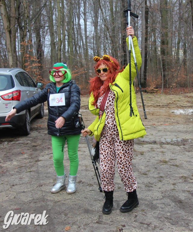 Dla WOŚP pobiegła Barbie, zakonnica i znana posłanka