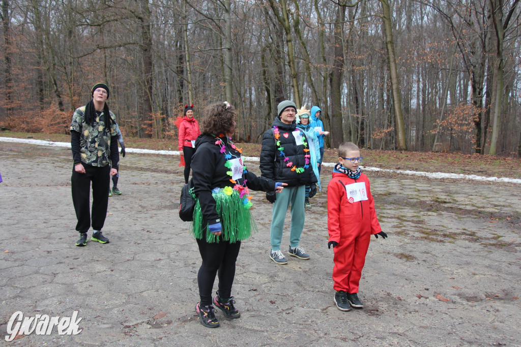 Dla WOŚP pobiegła Barbie, zakonnica i znana posłanka