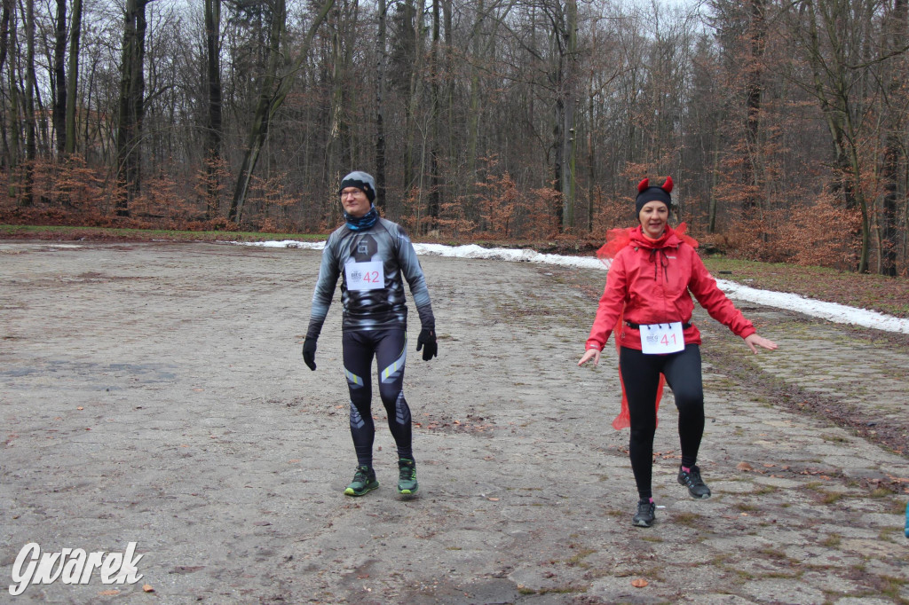 Dla WOŚP pobiegła Barbie, zakonnica i znana posłanka