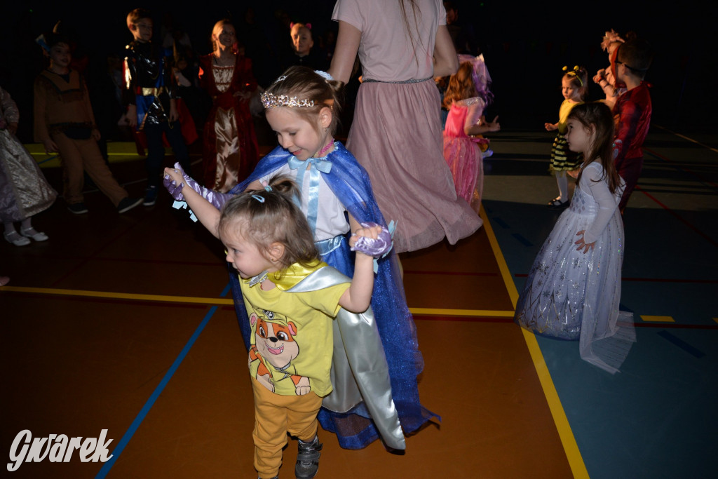 Karnawałowy bal w Radzionkowie [ZDJĘCIA]