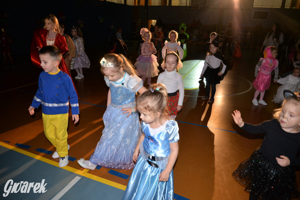 Karnawałowy bal w Radzionkowie [ZDJĘCIA]