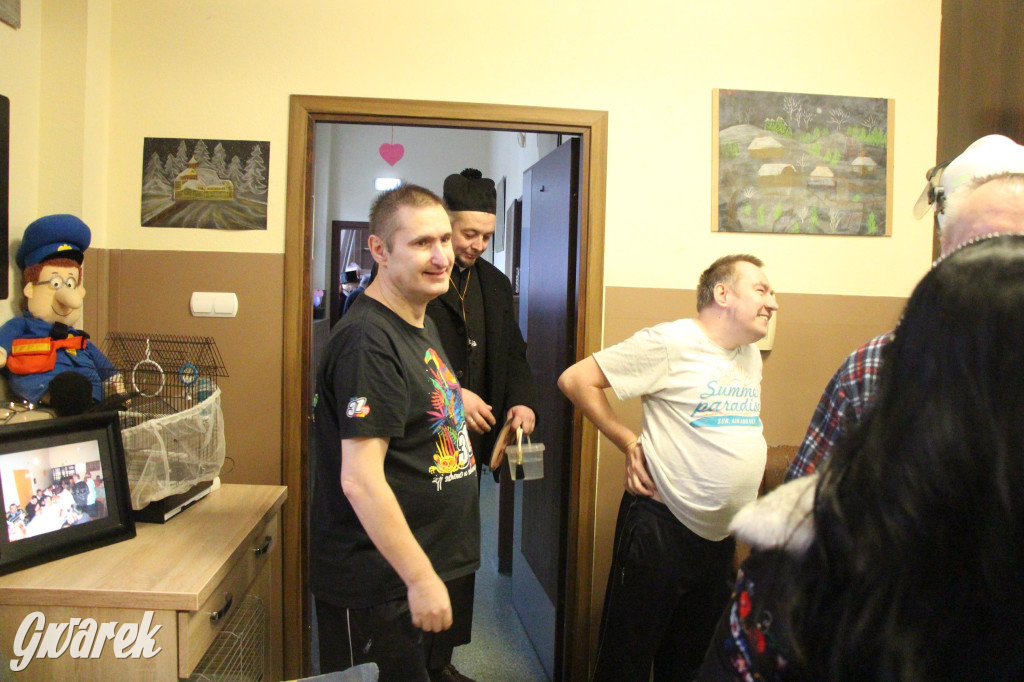 Bery w Miedarach. Zwyczaj kultywują od lat [GALERIA]